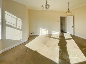Surrey Court- click for photo gallery